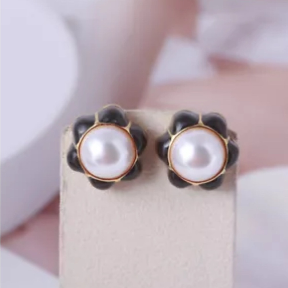 Lele Sadoughi Black and White Enamel Floral Pearl Stud Earrings